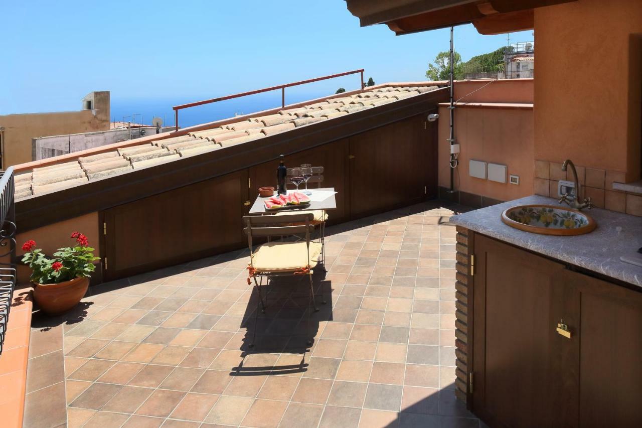 Trinacria House Apartment Taormina Bagian luar foto